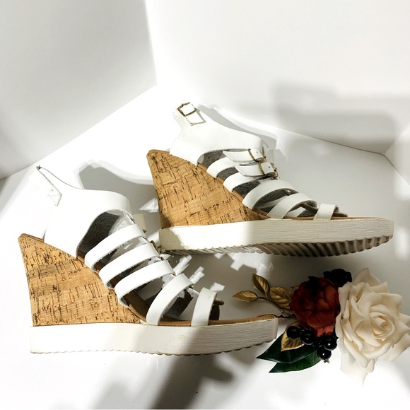 Qupid Happa Women's Wedge Platform Heels White Sandals, Size 9.0 NWOT - Picture 8 of 14
